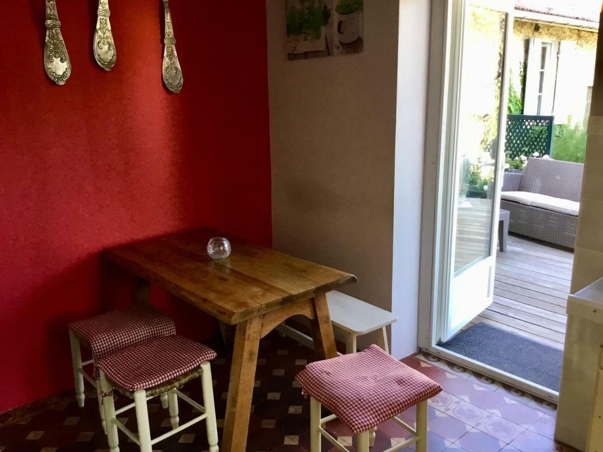 ルーアンGite Chez Madeleineアパートメント エクステリア 写真
