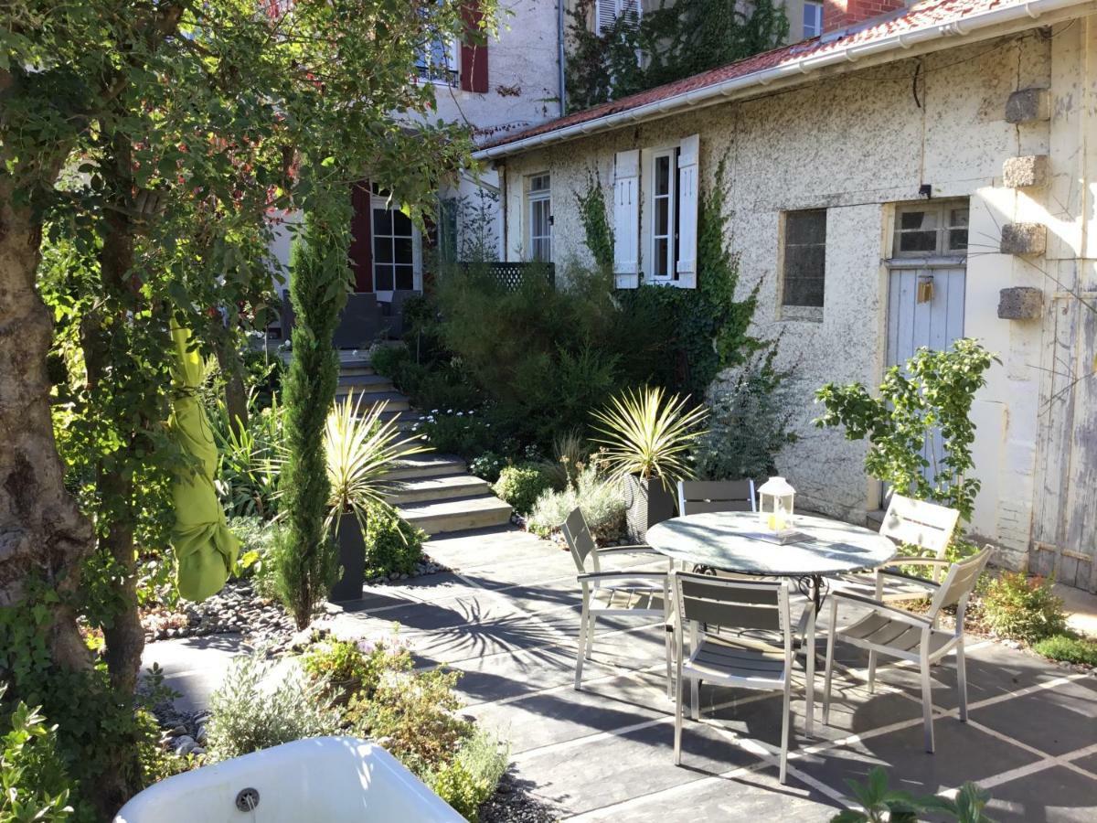ルーアンGite Chez Madeleineアパートメント エクステリア 写真